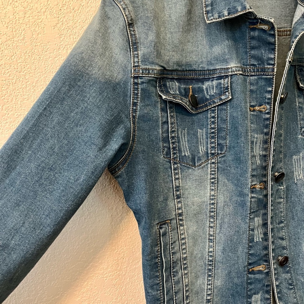 Small Denim Jacket - Picture 6 of 7